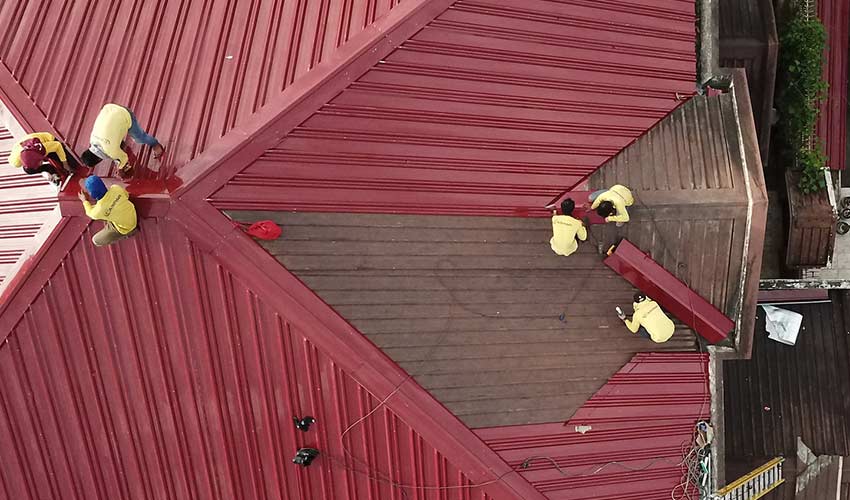 Storm roof damage repairs insurance